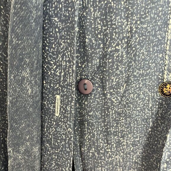 Bloomingdale’s Vintage 100% Silk Lions Head Print Button Down Blouse RARE - Picture 4 of 8
